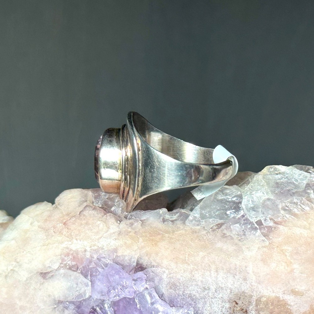 Beautiful Pink Gemstone Ring - image 3